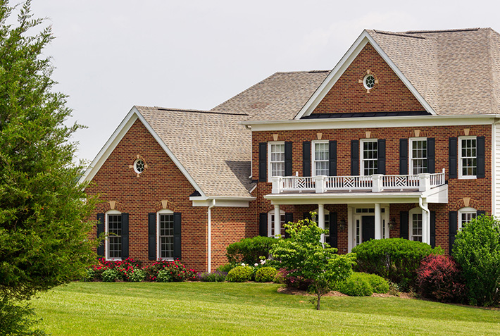 What Are the Benefits of Exterior Vinyl Shutters?